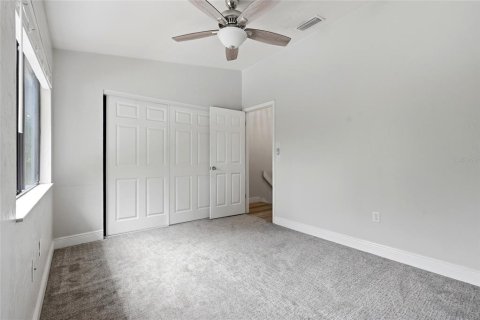 Townhouse in Gainesville, Florida 2 bedrooms, 96.8 sq.m. № 2157423 - photo 21