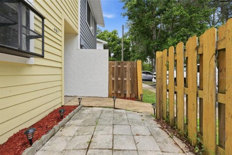 Townhouse in Gainesville, Florida 2 bedrooms, 96.8 sq.m. № 2157423 - photo 4