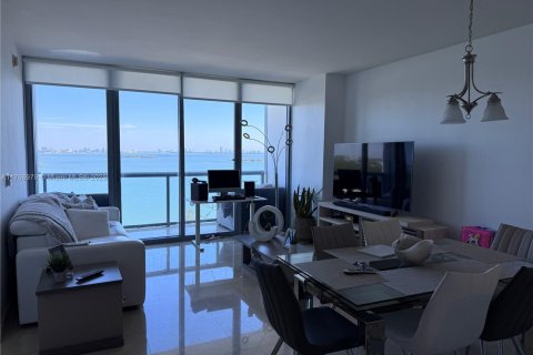 Copropriété à vendre à Miami, Floride: 1 chambre, 71.81 m2 № 1962295 - photo 1