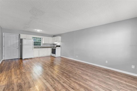 Apartamento en alquiler en Daytona Beach, Florida, 2 dormitorios, 69.68 m2 № 1913549 - foto 6