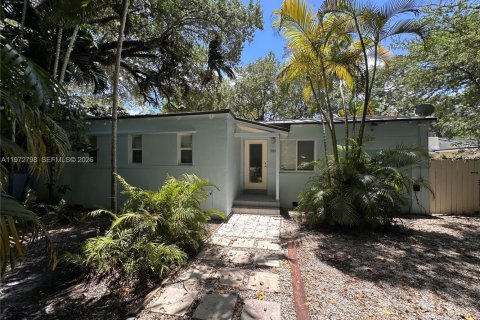 Villa ou maison à louer à El Portal, Floride: 3 chambres, 130.53 m2 № 2154238 - photo 3