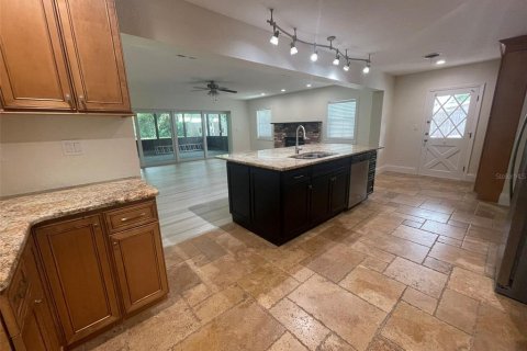 Villa ou maison à vendre à Saint Petersburg, Floride: 4 chambres, 268.67 m2 № 2318787 - photo 11