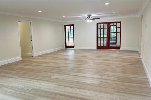 Villa ou maison à vendre à Saint Petersburg, Floride: 4 chambres, 268.67 m2 № 2318787 - photo 21