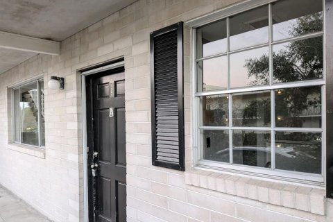 Condominio en venta en Winter Park, Florida, 1 dormitorio, 60.67 m2 № 1512554 - foto 1