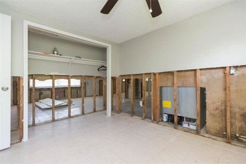 Commercial property in Hudson, Florida 4 bedrooms, 178.37 sq.m. № 1908837 - photo 26