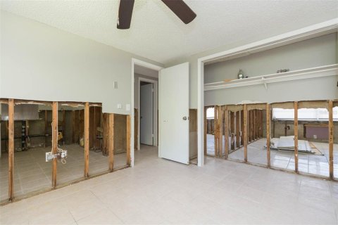 Commercial property in Hudson, Florida 4 bedrooms, 178.37 sq.m. № 1908837 - photo 25