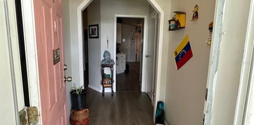Appartement à Auburndale, Floride 2 chambres, 125.6 m2 № 1884357