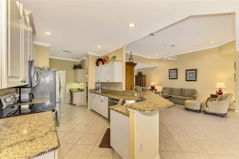 House in North Port, Florida 3 bedrooms, 169.36 sq.m. № 1522239 - photo 21