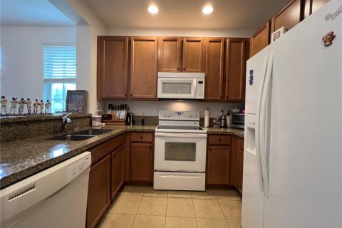 Condo in Pembroke Pines, Florida, 2 bedrooms  № 1790818 - photo 2