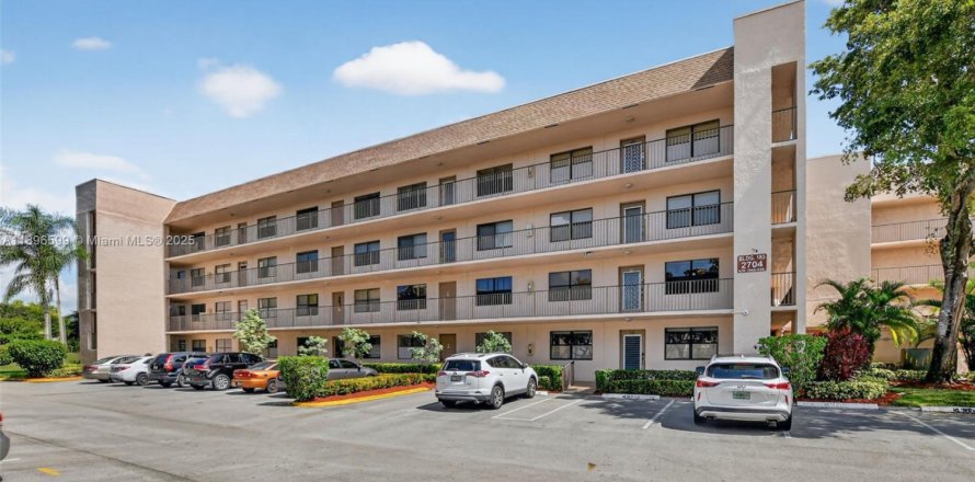 Condo in Sunrise, Florida, 2 bedrooms  № 2081513