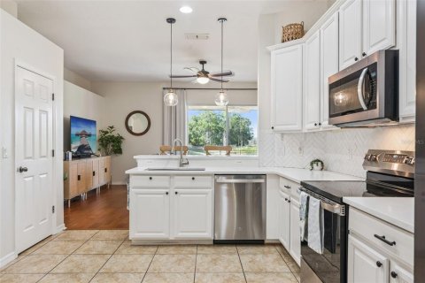 Villa ou maison à vendre à Mount Dora, Floride: 4 chambres, 188.03 m2 № 2149898 - photo 20