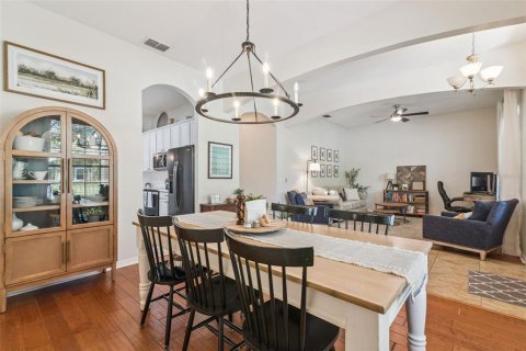 Villa ou maison à vendre à Mount Dora, Floride: 4 chambres, 188.03 m2 № 2149898 - photo 8