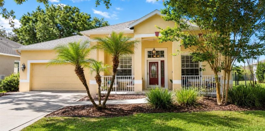 Villa ou maison à STONEYBROOK HILLS à Mount Dora, Floride 4 chambres, 188.03 m2 № 2149898