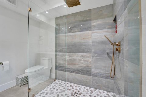 Купить кондоминиум в Форт-Лодердейл, Флорида 3 комнаты, 86.49м2, № 2086103 - фото 26