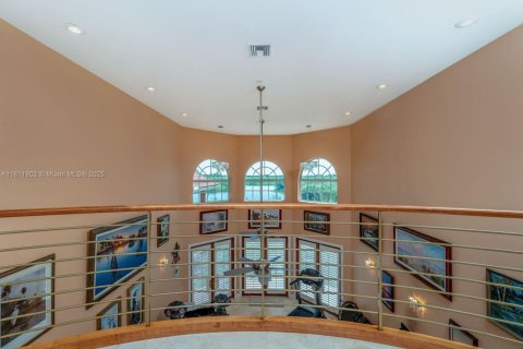 Casa en venta en Punta Gorda, Florida, 7 dormitorios, 834.36 m2 № 1942610 - foto 27