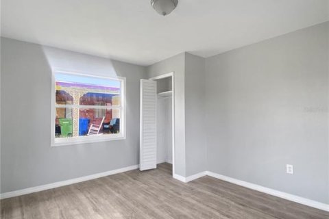 Villa ou maison à vendre à Winter Haven, Floride: 4 chambres, 130.06 m2 № 1878067 - photo 7