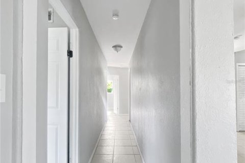 Villa ou maison à vendre à Winter Haven, Floride: 4 chambres, 130.06 m2 № 1878067 - photo 8