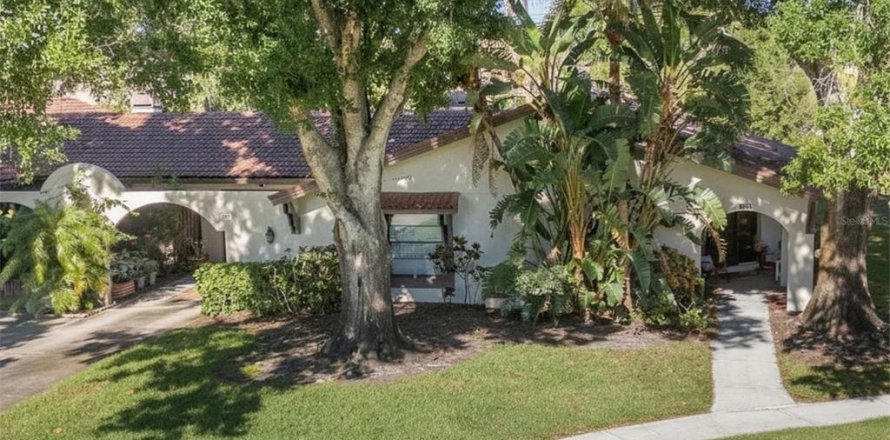Villa ou maison à Palm Harbor, Floride 2 chambres, 154.22 m2 № 2130049