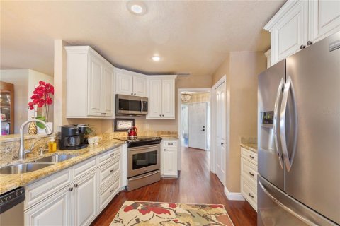 Villa ou maison à vendre à Palm Harbor, Floride: 2 chambres, 154.22 m2 № 2130049 - photo 19