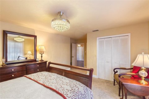 Villa ou maison à vendre à Palm Harbor, Floride: 2 chambres, 154.22 m2 № 2130049 - photo 27