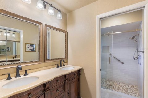 Villa ou maison à vendre à Palm Harbor, Floride: 2 chambres, 154.22 m2 № 2130049 - photo 25