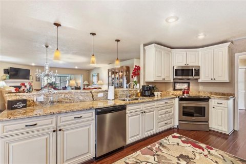 Villa ou maison à vendre à Palm Harbor, Floride: 2 chambres, 154.22 m2 № 2130049 - photo 20