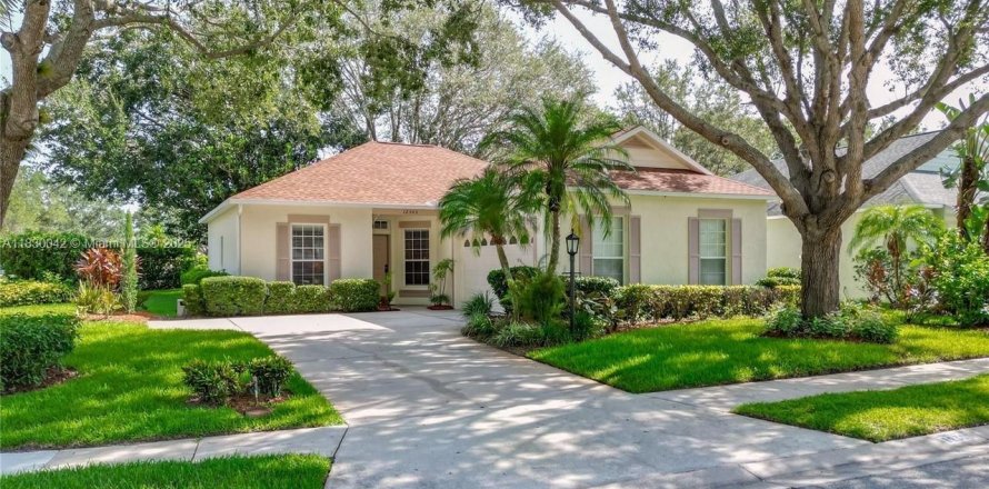 House in Bradenton, Florida 2 bedrooms № 1821992
