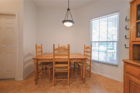 House in Bradenton, Florida 2 bedrooms № 1821992 - photo 6