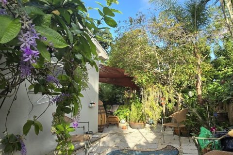 Casa en venta en Hollywood, Florida, 3 dormitorios, 120.68 m2 № 2431376 - foto 5