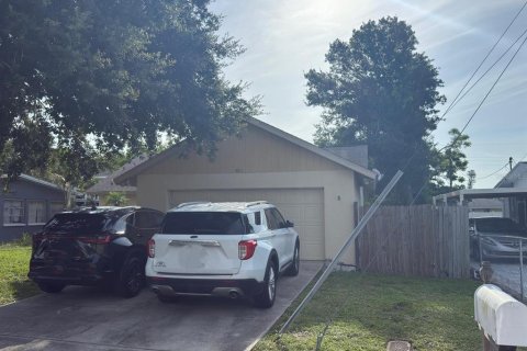 Casa en alquiler en Bradenton, Florida, 3 dormitorios, 105.26 m2 № 1865892 - foto 1