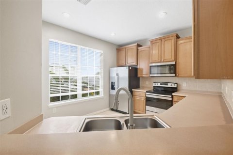 Touwnhouse à vendre à Wesley Chapel, Floride: 3 chambres, 140.56 m2 № 2391085 - photo 11