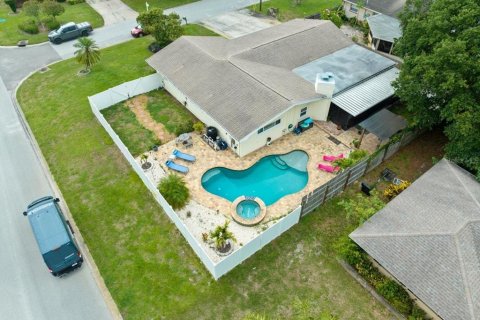 Villa ou maison à vendre à Clearwater, Floride: 4 chambres, 210.89 m2 № 2150990 - photo 4