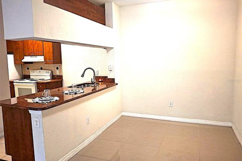 Copropriété à vendre à Temple Terrace, Floride: 2 chambres, 100.98 m2 № 1877275 - photo 8