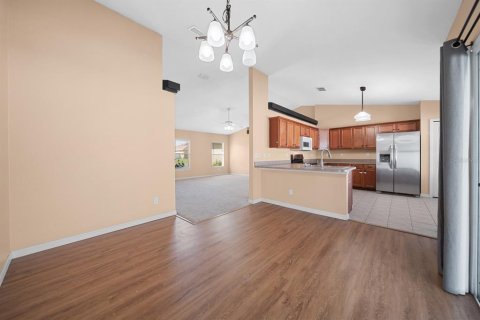 Casa en venta en Citrus Springs, Florida, 4 dormitorios, 187.29 m2 № 2304374 - foto 13