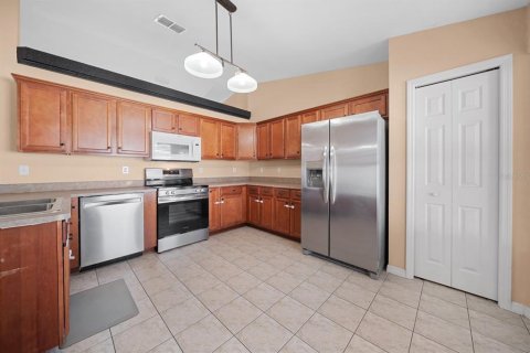 Casa en venta en Citrus Springs, Florida, 4 dormitorios, 187.29 m2 № 2304374 - foto 18