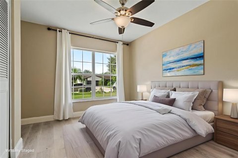 House in Tampa, Florida 3 bedrooms, 157.19 sq.m. № 1909936 - photo 28