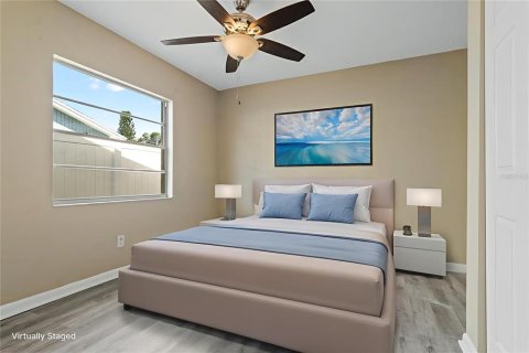 House in Tampa, Florida 3 bedrooms, 157.19 sq.m. № 1909936 - photo 30