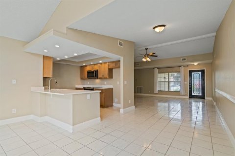 House in Tampa, Florida 3 bedrooms, 157.19 sq.m. № 1909936 - photo 12