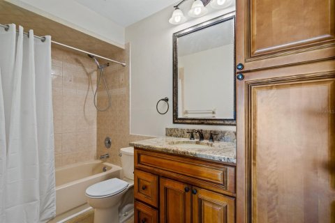 House in Tampa, Florida 3 bedrooms, 157.19 sq.m. № 1909936 - photo 26
