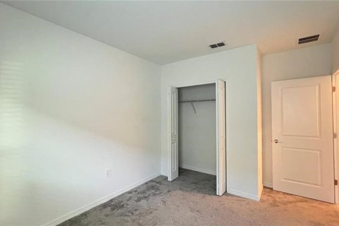 House in Kissimmee, Florida 3 bedrooms, 133.04 sq.m. № 1833434 - photo 28