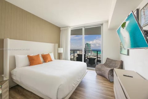 Copropriété à vendre à Hollywood, Floride: 2 chambres, 104.61 m2 № 1801036 - photo 2