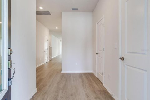 Villa ou maison à louer à Wesley Chapel, Floride: 4 chambres, 206.43 m2 № 2429270 - photo 17