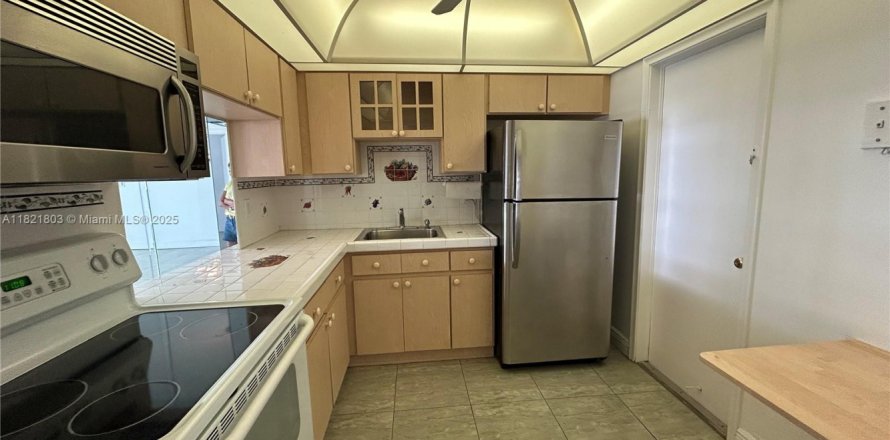 Condo à Hallandale Beach, Floride, 1 chambre № 1784130