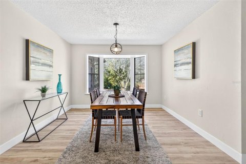 Villa ou maison à louer à Brooksville, Floride: 4 chambres, 244.33 m2 № 2199232 - photo 6