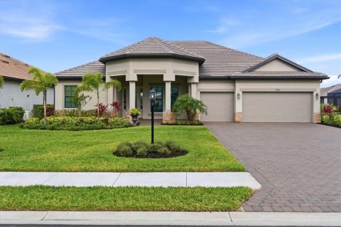 House in Estero, Florida 4 bedrooms, 237.18 sq.m. № 2098396