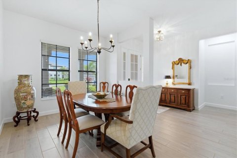House in Estero, Florida 4 bedrooms, 237.18 sq.m. № 2098396 - photo 5