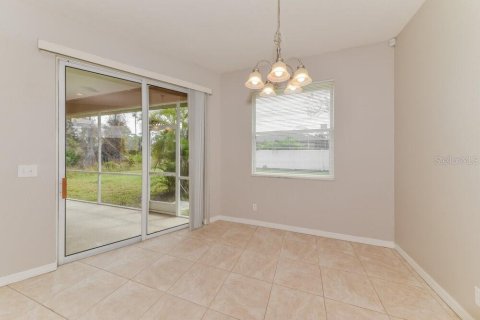 Casa en alquiler en North Port, Florida, 3 dormitorios, 142.23 m2 № 1914006 - foto 7