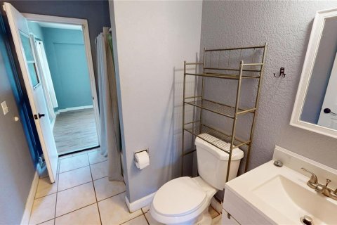 Villa ou maison à vendre à Port Charlotte, Floride: 4 chambres, 211.35 m2 № 2207149 - photo 19