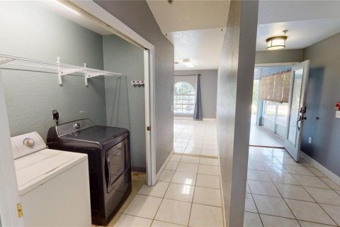 Villa ou maison à vendre à Port Charlotte, Floride: 4 chambres, 211.35 m2 № 2207149 - photo 22