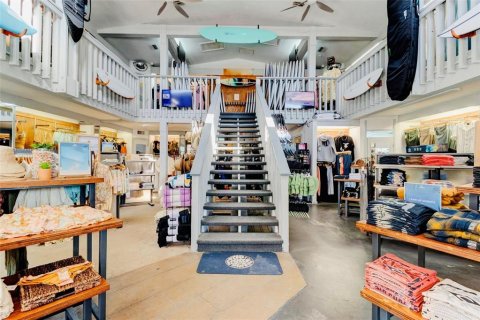 Propiedad comercial en venta en New Smyrna Beach, Florida № 2211797 - foto 4
